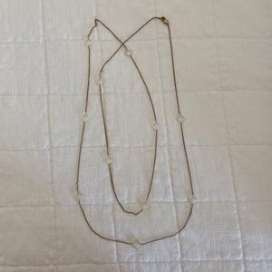 Clover faux pearl necklace